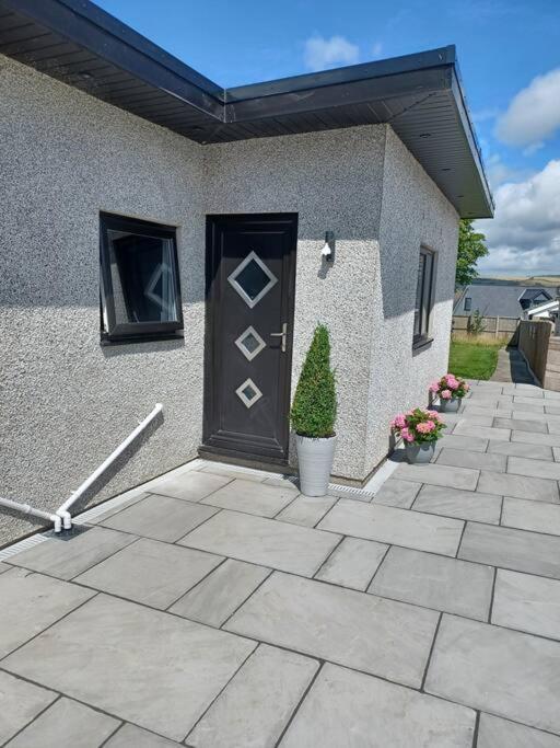 Beautiful Masons Hideaway Studio Apartment Bridgend  Exterior foto